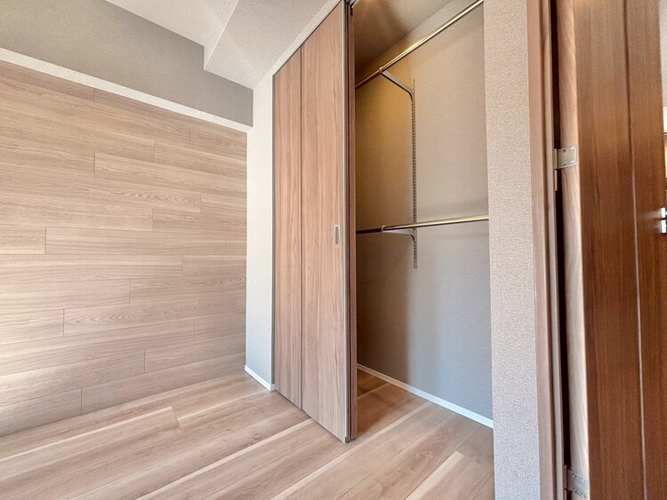 その他 収納スペースが付いていて、お部屋を広く使っていただけます。