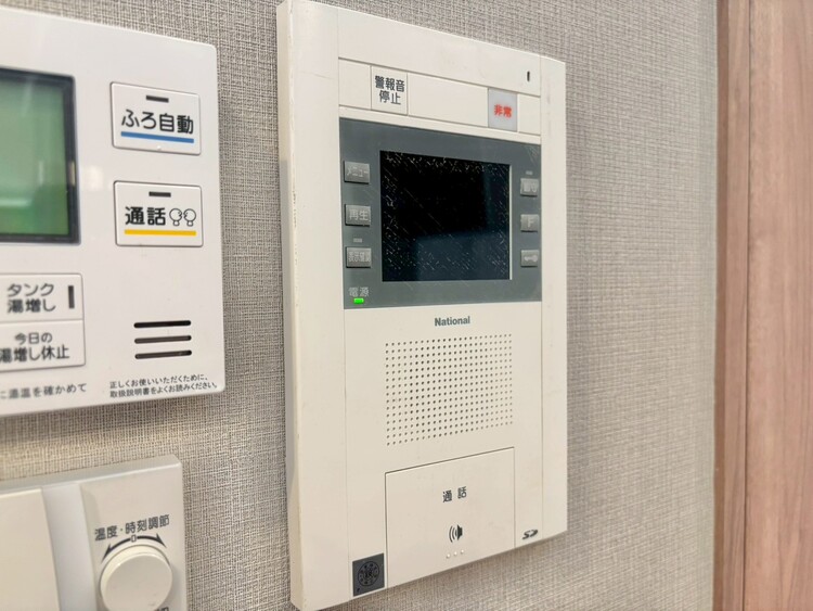 その他 誰が来てもわかる様にモニター付きインターホンを設置。