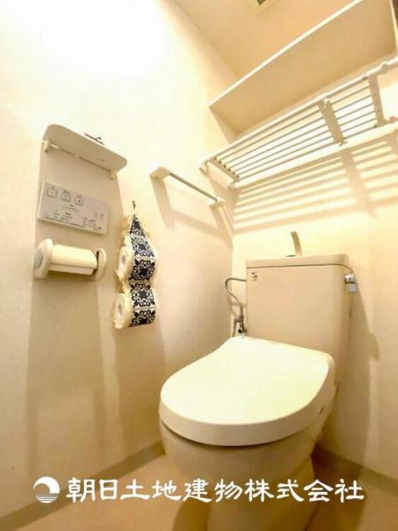 トイレ 【トイレ】大切な1人時間。寛ぎだけではない、快適な生活を送る為に必要なもの。毎日使う場所だから、より快適な空間に仕上げられています。