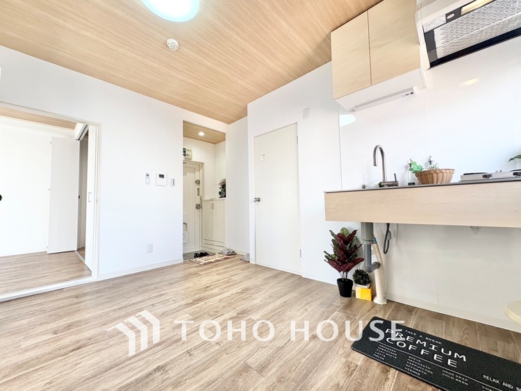 内装 【LIVING】◆simple is best◆無駄のない綺麗なつくりのリビングルームであなただけの暮らしを。