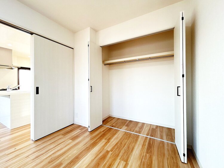 収納 居室にはクローゼットがあり、荷物もスッキリ収納して快適にお過ごしいただけます。