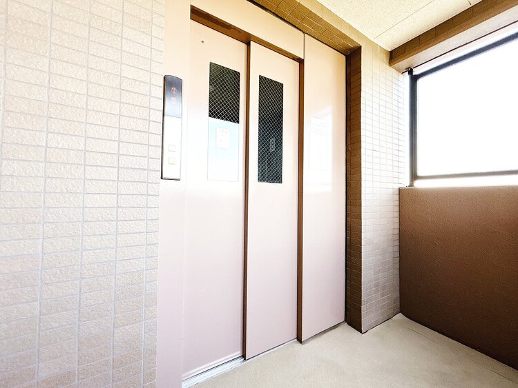 その他 エレベーターの管理も、きちんと行き届いてます。