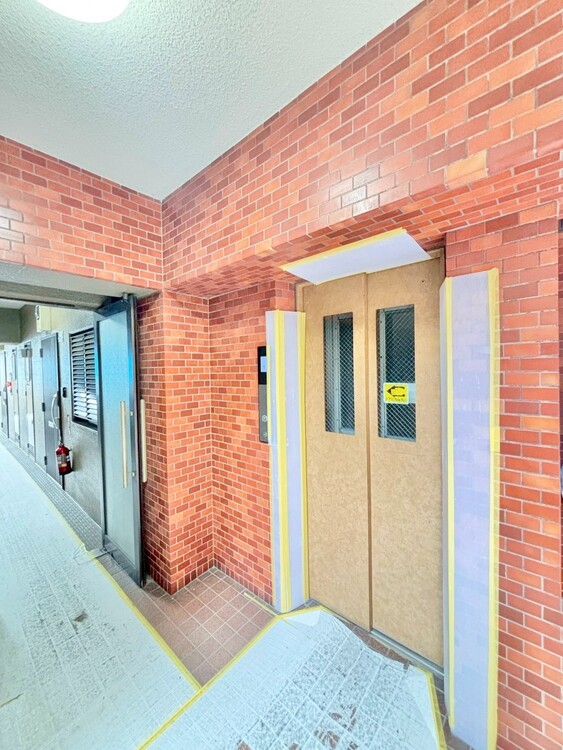 設備 エレベーターの管理も、きちんと行き届いてます。