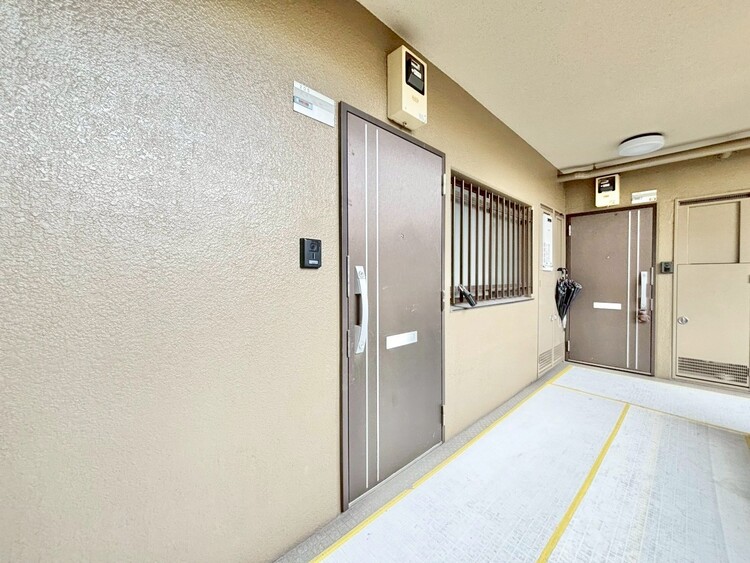 玄関 玄関を開ければ、そこは安らぎのご自宅。