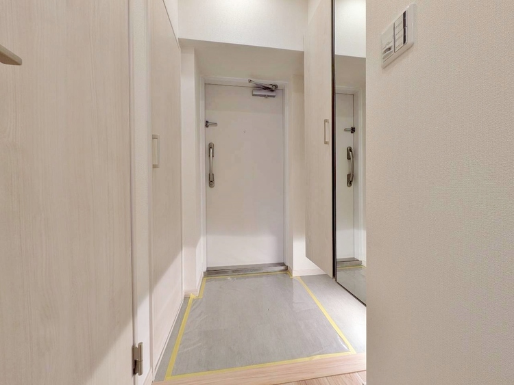 玄関 シューズボックスを完備した玄関です。