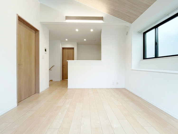 居間 豊かな居住性と、安心感を満たすクオリティが見事に調和した住空間。