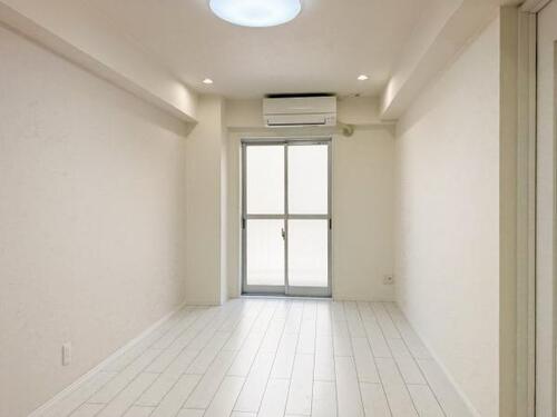 麻布狸穴ナショナルコートの画像