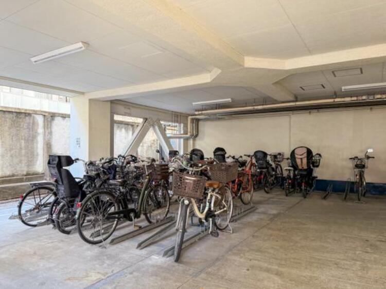 その他 敷地内に設けられた駐輪スペース。