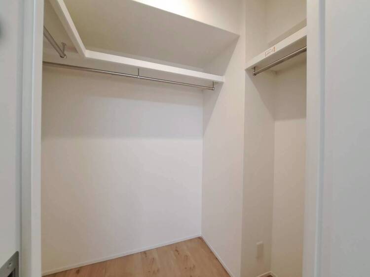 その他 収納スペースが付いていて、お部屋を広く使っていただけます。