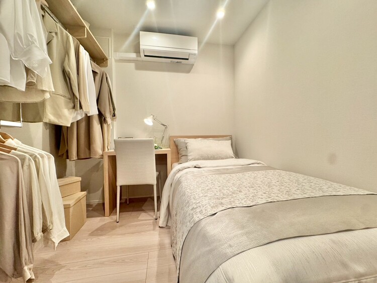 その他 清かで艶やかな時間をもたらしてくれる室内です。