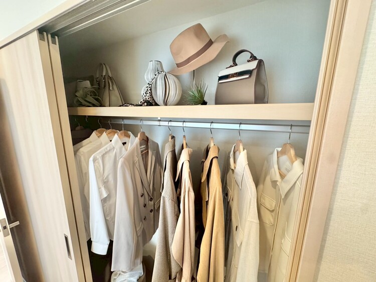 その他 収納スペースが付いていて、お部屋を広く使っていただけます。