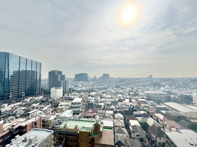 その他 眺望や窓からの景色が良いと、家で過ごす時間も快適です。