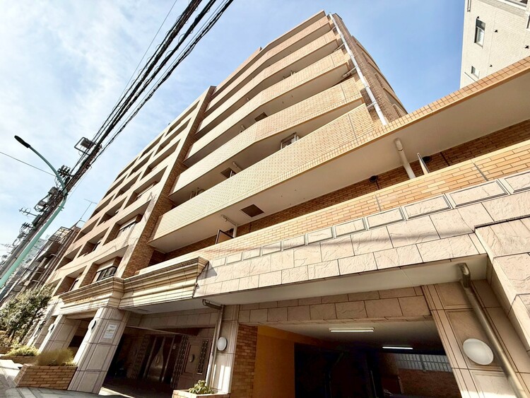 その他 飽きのこないシンプルモダンな外観です。