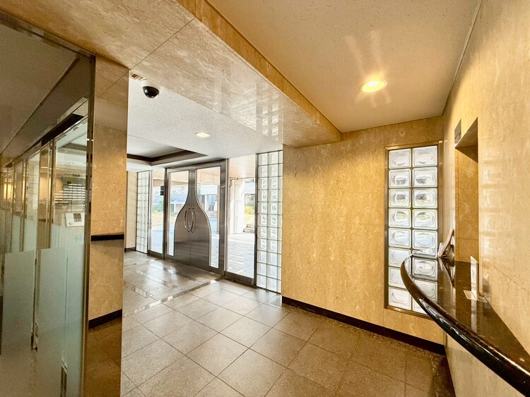 その他 館内は静寂な中が保たれており、管理が行き届いている印象を受けました。