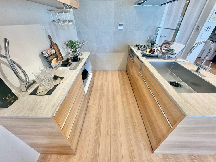 その他 開放感のあるキッチンスペース。調理をしながら、会話も弾みそうですね。