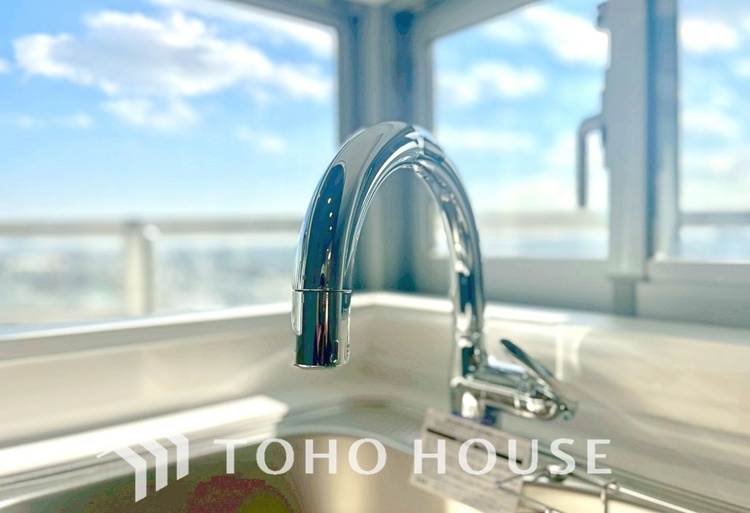 キッチン 【KITCHEN】◆家族のおはよう◆の声を笑顔で迎えてあげられるシステムキッチン。朝ごはんが楽しみでちょっと早起きしたくなるんです。