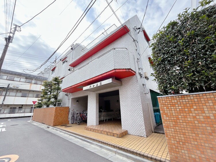 その他 飽きのこないシンプルモダンな外観です。