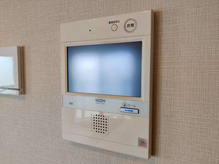 その他 誰が来てもわかる様にモニター付きインターホンを設置。