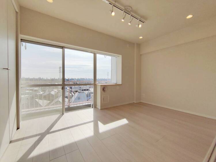 その他 清かで艶やかな時間をもたらしてくれる室内です。