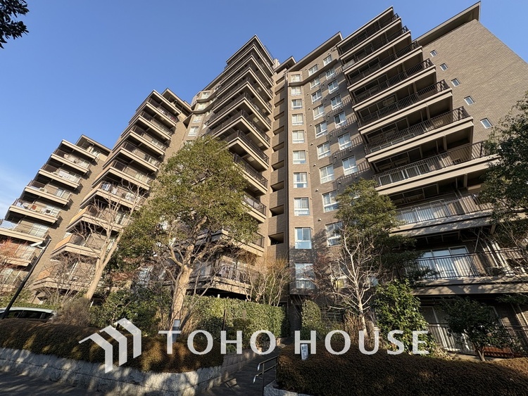 外観 〜大切なペットとの生活〜145平米のゆとりある住空間〜南東向き角部屋のため陽当たり・通風良好〜