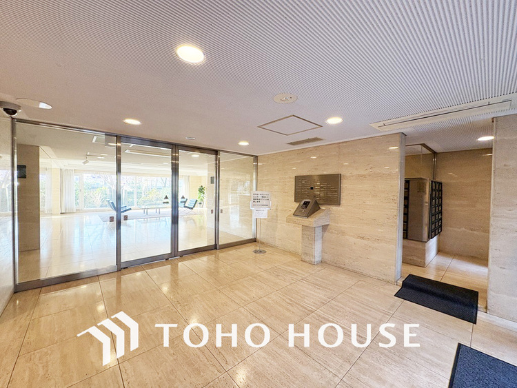 エントランス 手入れの行き届いたエントランス