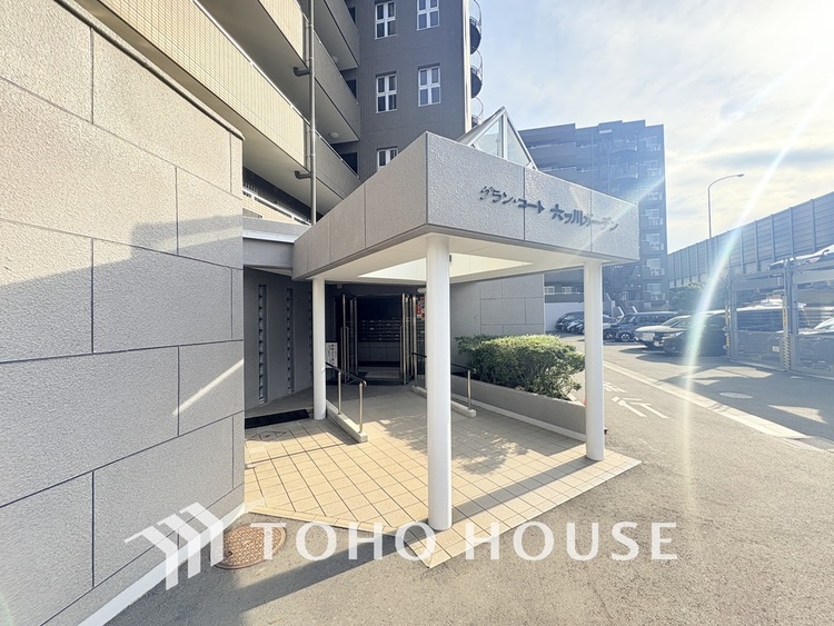 エントランス マンション入り口