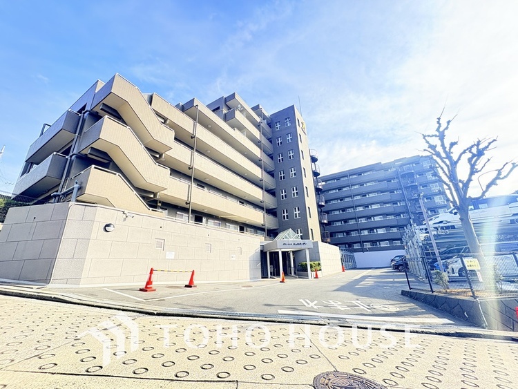 外観 〜大切なペットとの生活〜リフォーム2SLDKマンション〜小中学校徒歩10分圏内でお子様にも安心〜