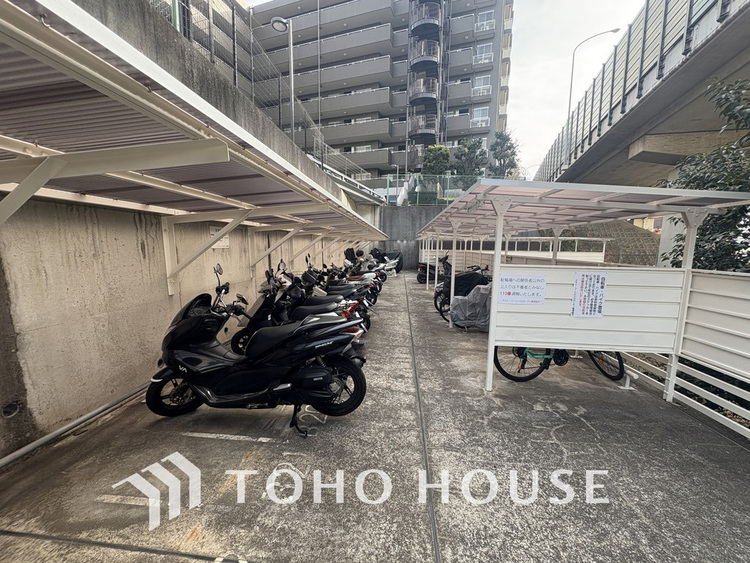 その他 バイク置き場（空き状況は要確認となります）