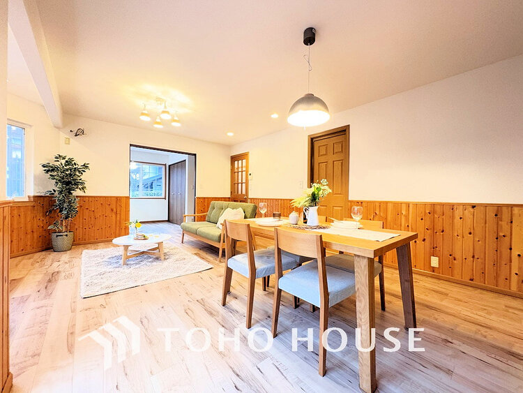 内装 ゆったりとくつろげる上質なリビングダイニングは、あなたの暮らしに価値のある時間を演出してくれます