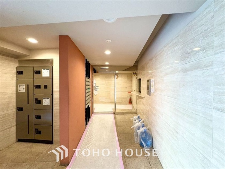 その他 【ENTRANCE】◆そびえ立つ◆我が家のシンボル。遠くの空が赤く染まる夕べが待ち遠しい。