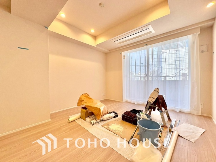 内装 【LIVING】◆扉を◆開くとこの景色。家族の”おかえり”の声が聞こえてきそう。