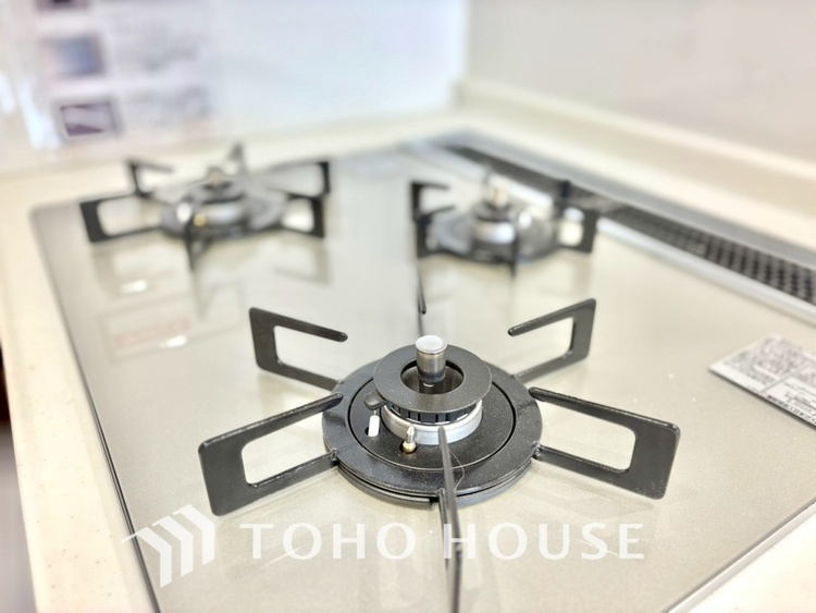 キッチン 【KITCHEN】◆家族のおはよう◆の声を笑顔で迎えてあげられるシステムキッチン。朝ごはんが楽しみでちょっと早起きしたくなるんです。