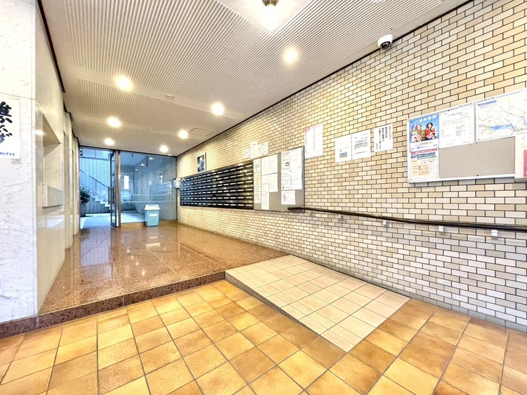 その他 館内は静寂な中が保たれており、管理が行き届いている印象を受けました。