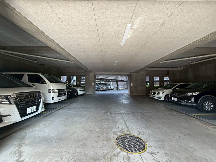 その他 駐車スペースが嬉しいですね。※空き状況は都度ご確認下さい。