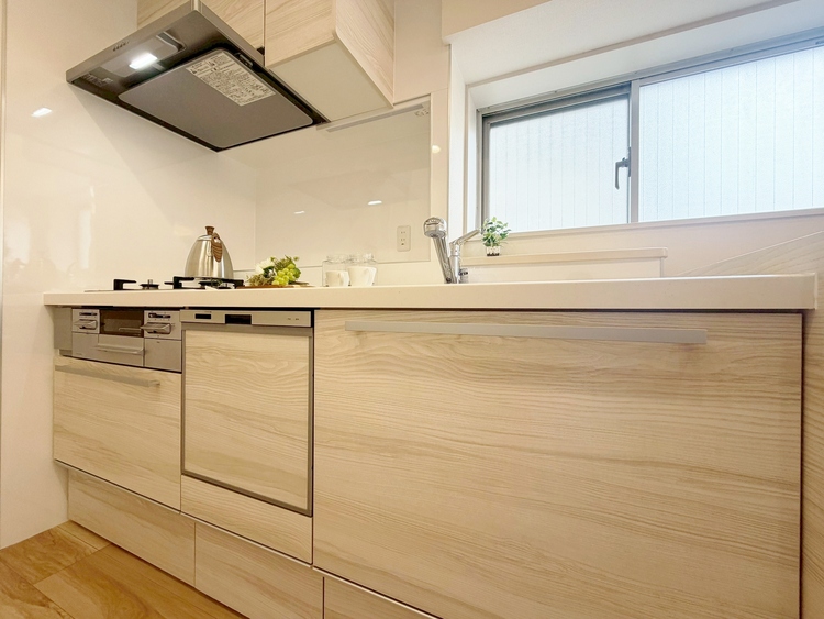 その他 開放感のあるキッチンスペース。調理をしながら、会話も弾みそうですね。