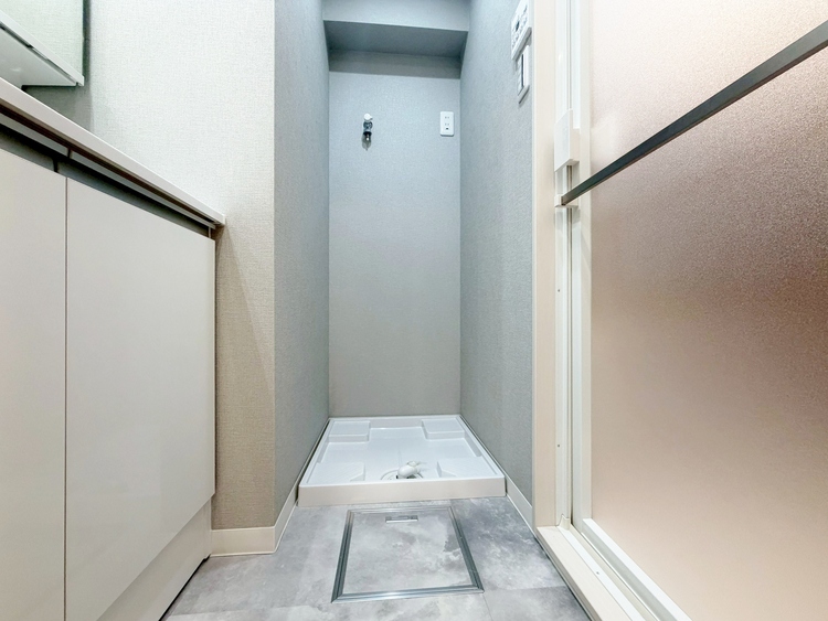 その他 十分な広さの脱衣所。