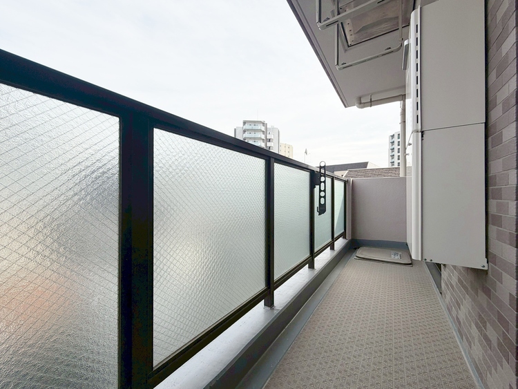 その他 朝の澄んだ空気や、夕方に吹く清々しい風を感じられるバルコニー。