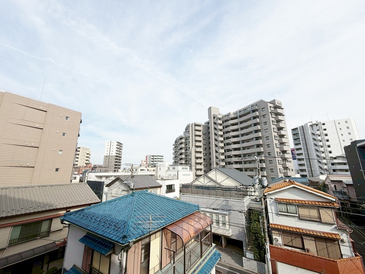 その他 眺望や窓からの景色が良いと、家で過ごす時間も快適です。