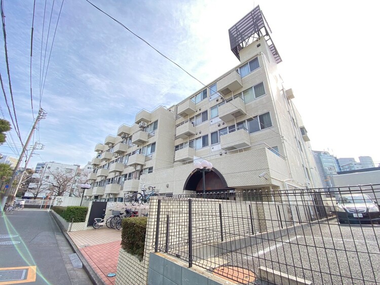 外観 飽きのこないシンプルモダンな外観です。