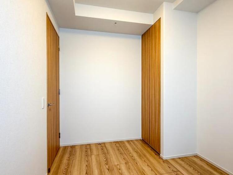 内装 独立性を高めたお部屋。収納スペースもあります。