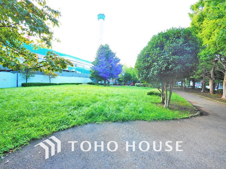 周辺 目黒清掃工場緩衝緑地　距離350ｍ