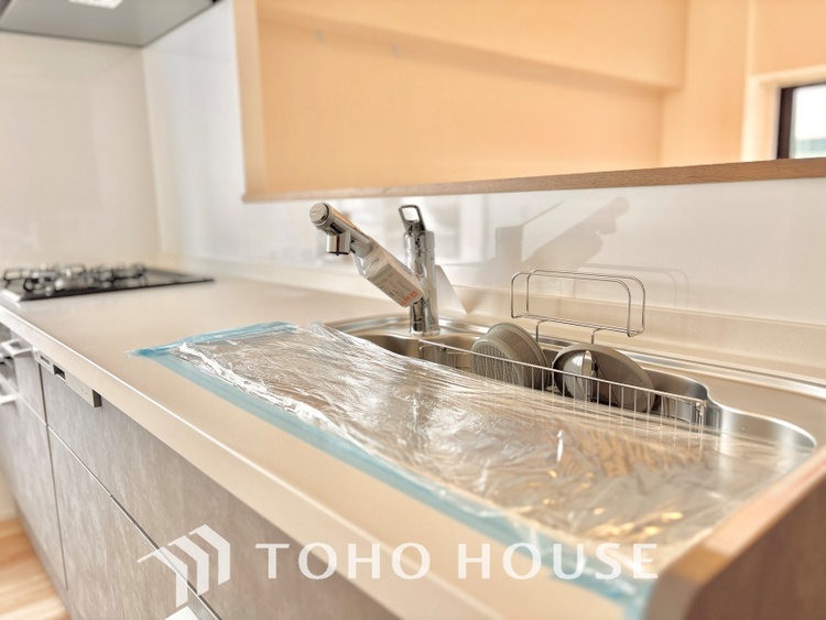 キッチン 家族の笑い声が響く、明るいキッチン。楽しい料理の時間が、思い出を作ります。