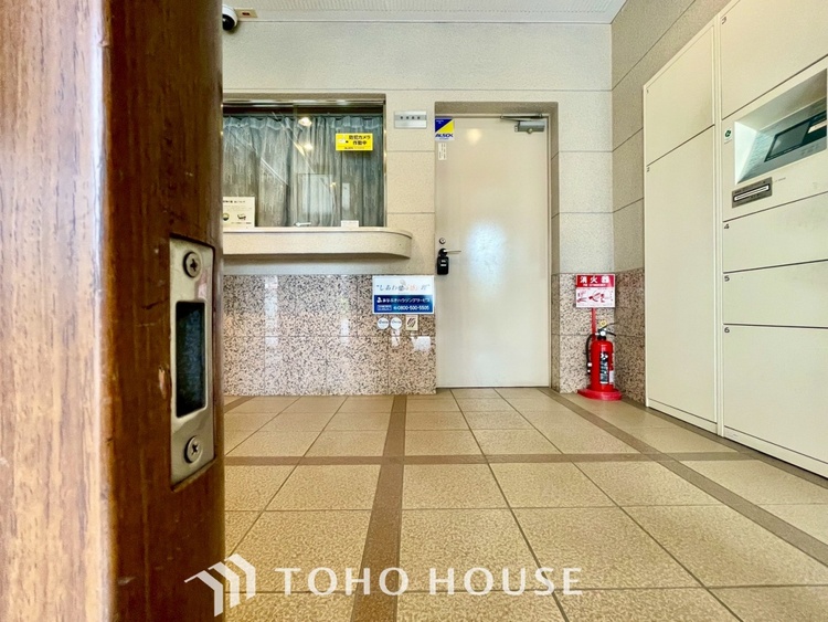 エントランス 「今日これから！」の見学が可能です！また、「購入前に住宅ローンの相談を・・・」お気軽にご相談下さい。