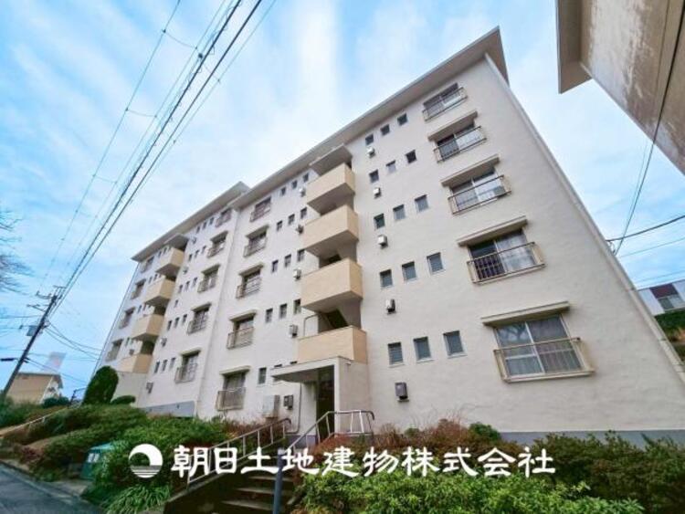 外観 【外観写真】その家から感じられる、気品・上質・重厚感・極細やかさ、そのすべては見た者に安らぎを与える特別な空間です。ここに住むからこそ意味がある。すべての（始まり）をここから迎えましょう。