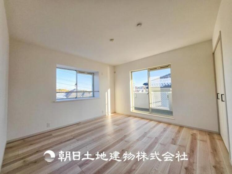 内装 趣味・感性で個性的に飾って頂けるようシンプルに仕上げてあります。