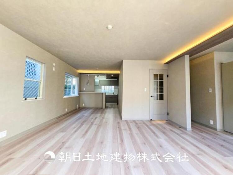 内装 人間の感性を育むプライベートルームはシンプルが１番だと思います。