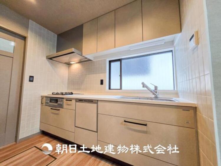 キッチン 毎日使う場所だからこそ、ストレスなく使えて、スムーズな家事ができる空間になっております。