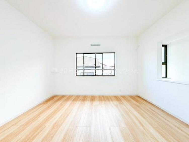 内装 健やかな時間を過ごせるプライベートルームはとても大切です！！インテリアにも合わせやすいカラーリング！それぞれの居室に思い思いのコーディネートをしてより空間を演出することでよりいっそう大事にな空間に！