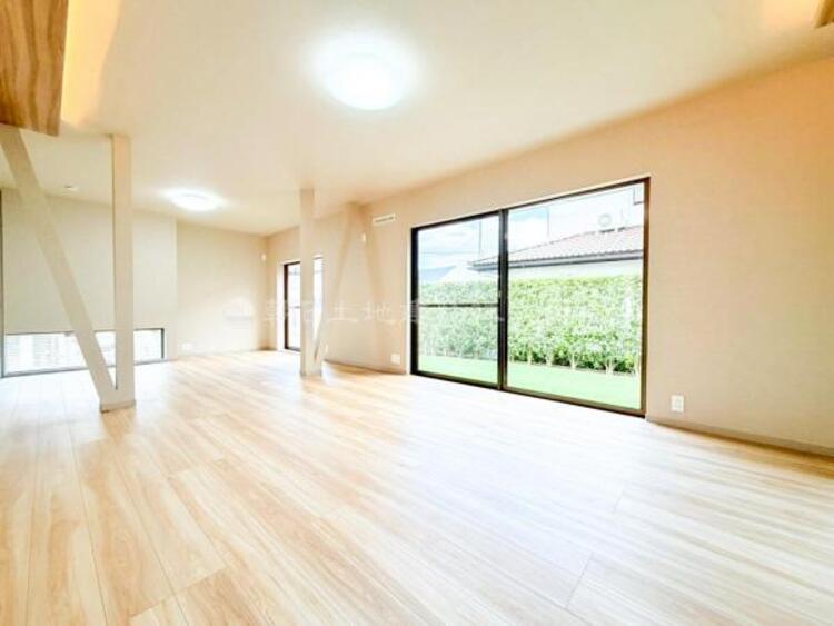 居間 家の良し悪しだけではなく周辺環境も重要なポイントとなります！ご案内時に周辺環境もご案内いたします！