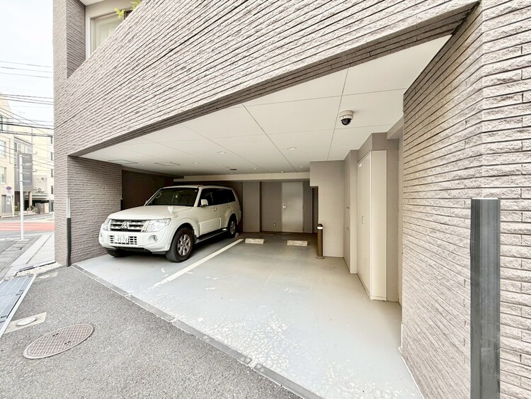 その他 駐車スペースが嬉しいですね。※空き状況は都度ご確認下さい。
